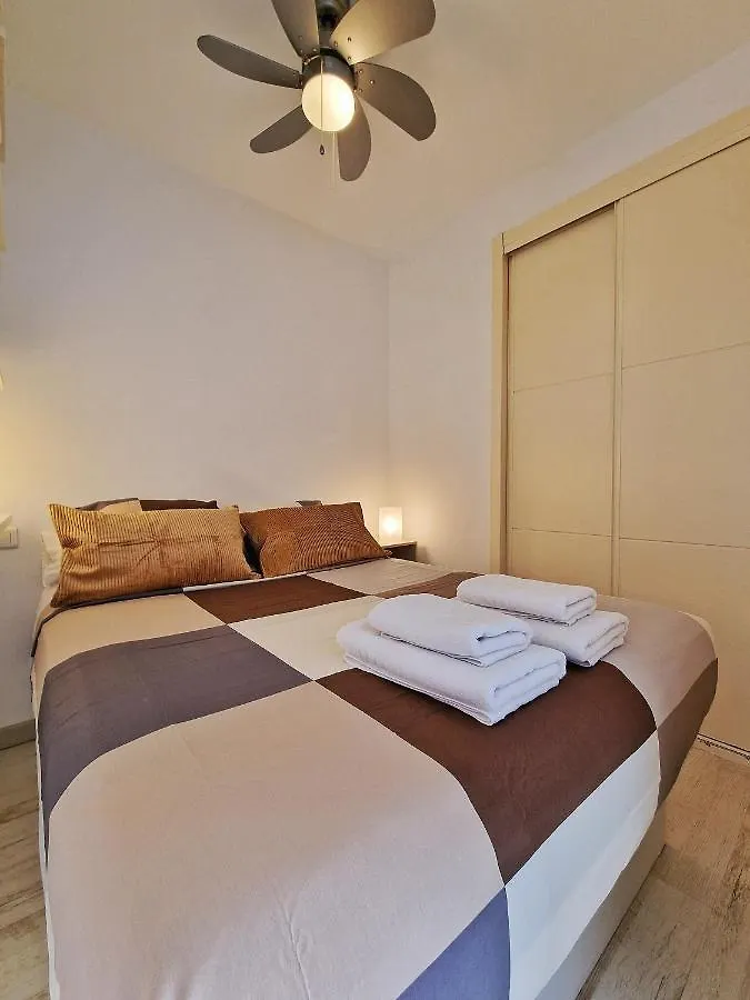 Confortable Apartamento En El Centro De Torremolinos Con Parking Apartment