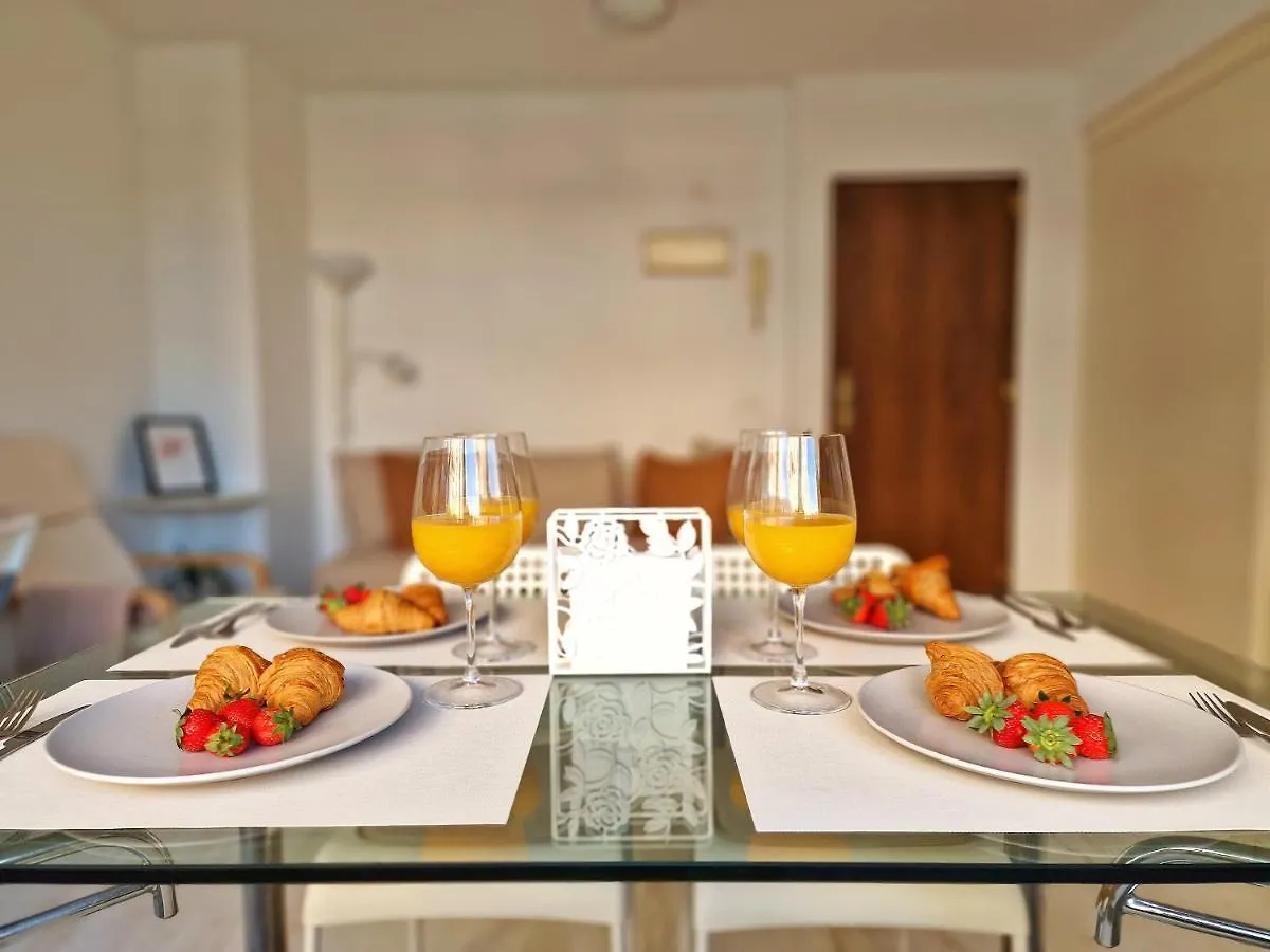 Appartamento Confortable Apartamento En El Centro De Torremolinos Con Parking